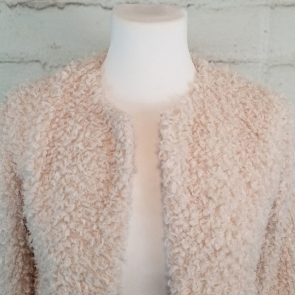 H&M S 2 Blush Pink Open-Front Fuzzy Soft Teddy Bear Jacket - Picture 2 of 6